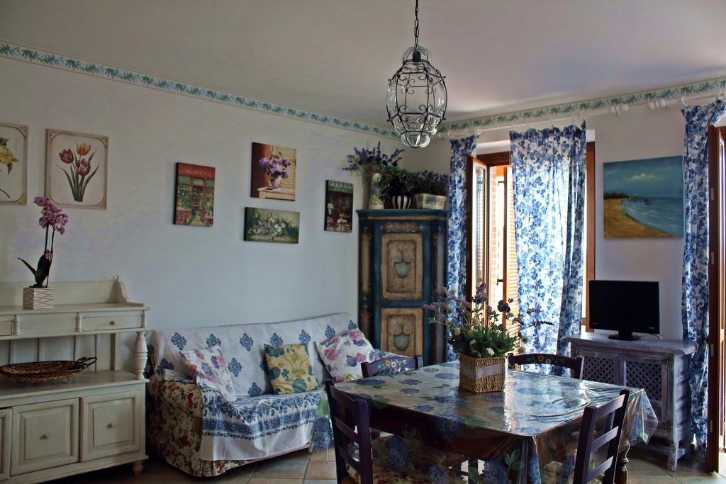 Appartamento Vacanze Magnolia E Glicine Tuoro sul Trasimeno Exteriér fotografie